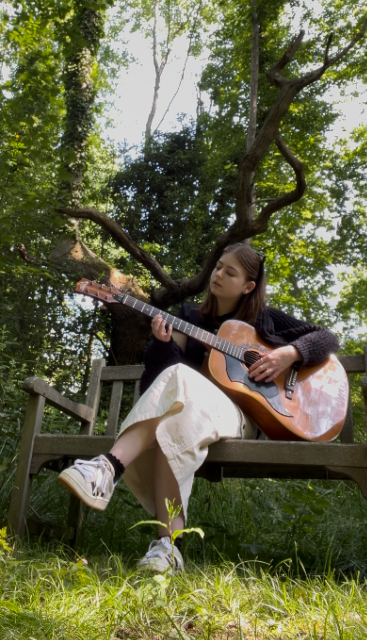 LUCI -  Singer - Songwriter - Performer